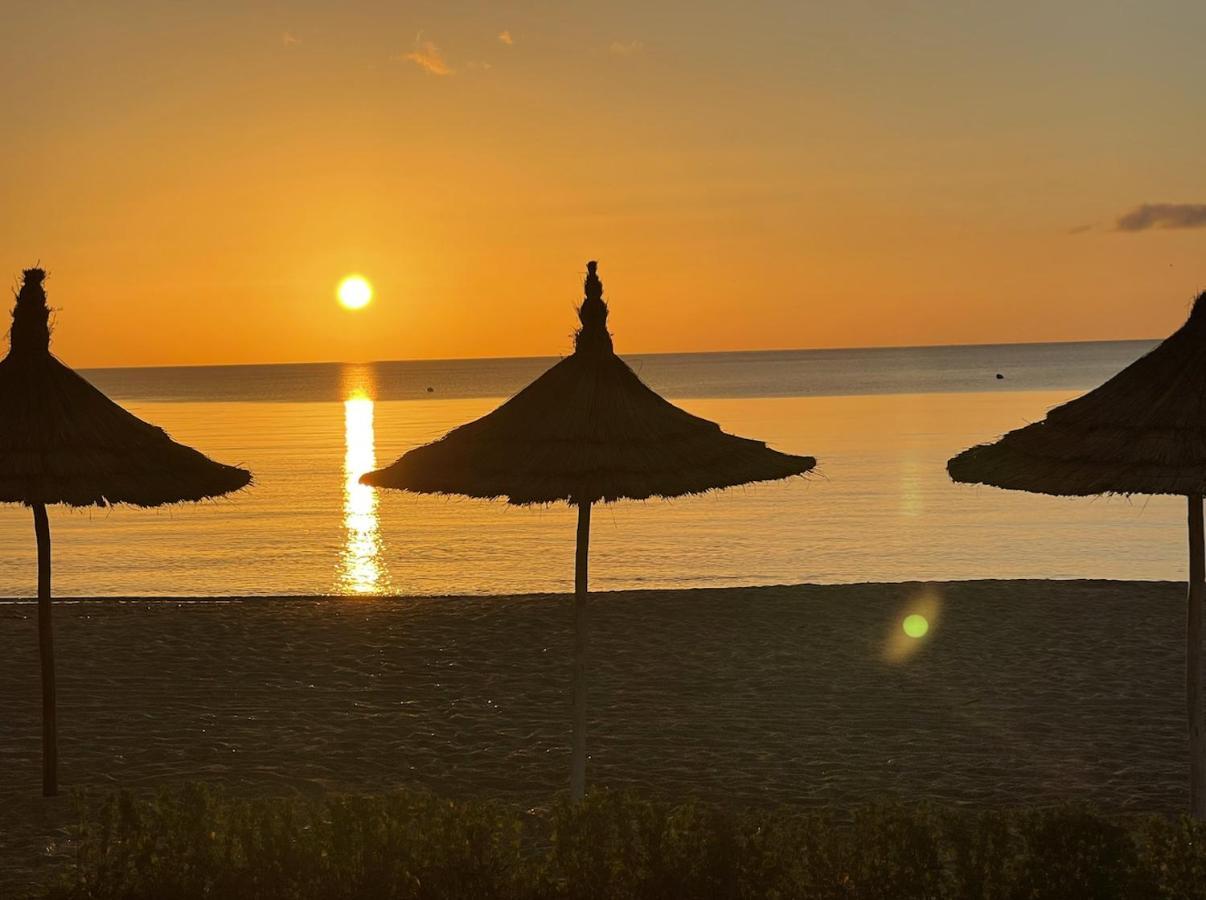 Villa Eden Park Sur La Plage Фнидек Екстериор снимка