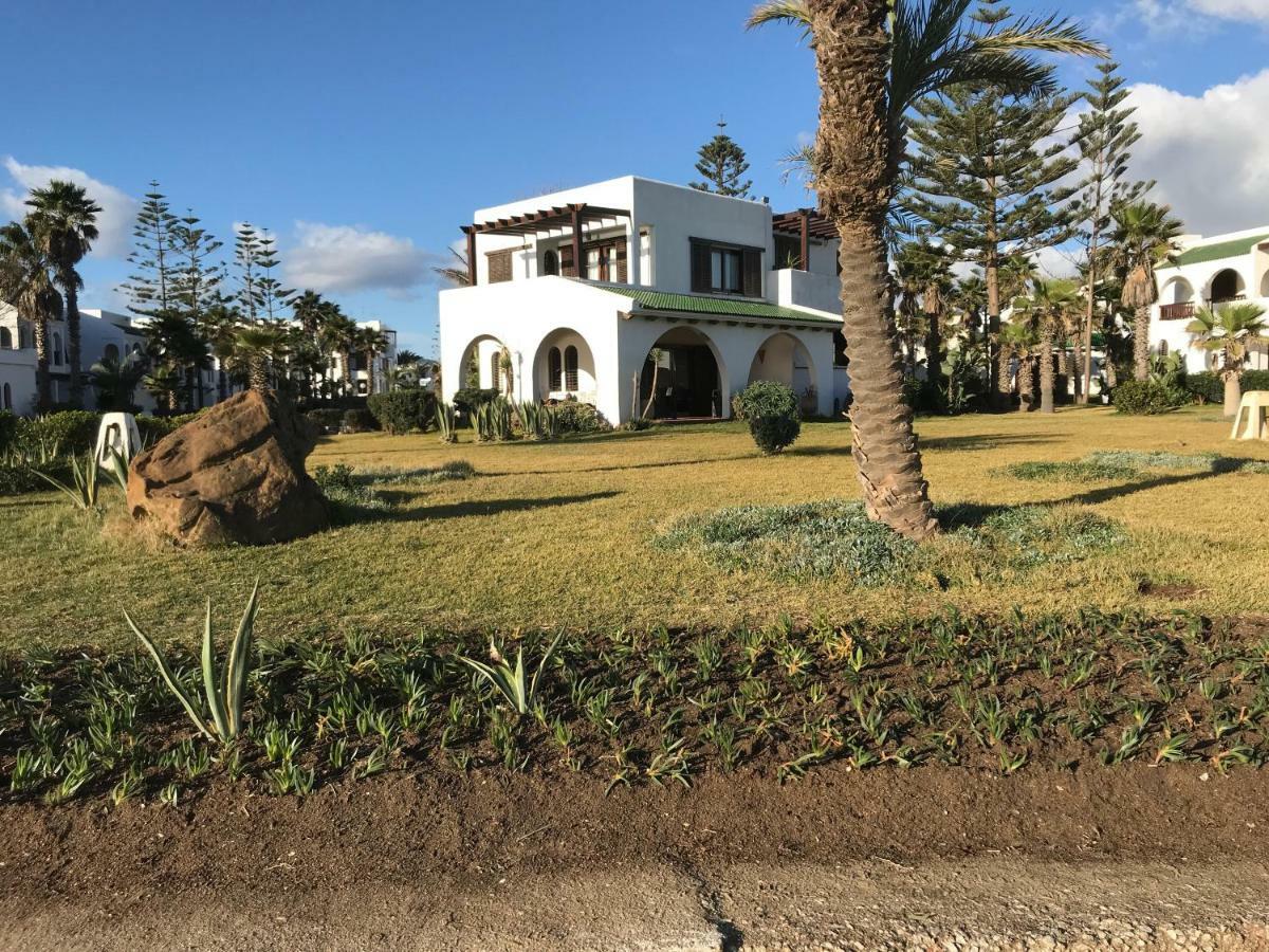 Villa Eden Park Sur La Plage Фнидек Екстериор снимка